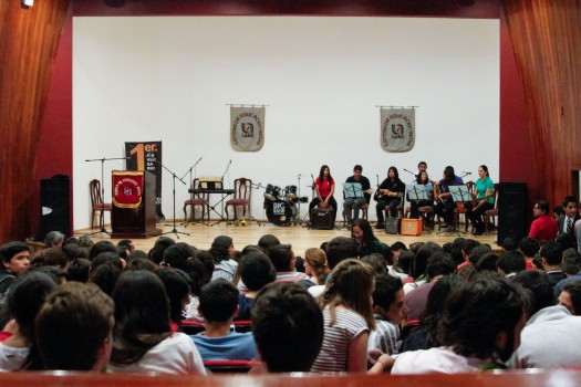 098 1er Aniv Revista Laberinto Quimeras