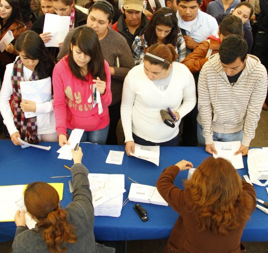 255 Reunion Credito Becas