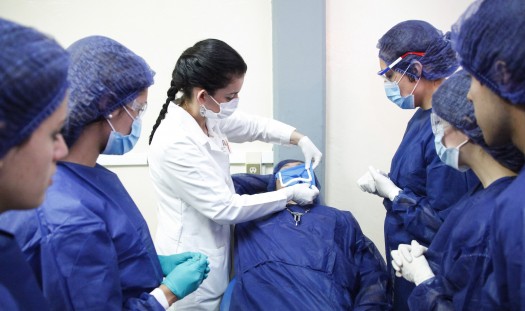 147 Estomatologia Clinica