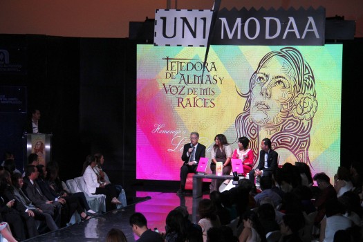167 Libro unimodaa 15 años
