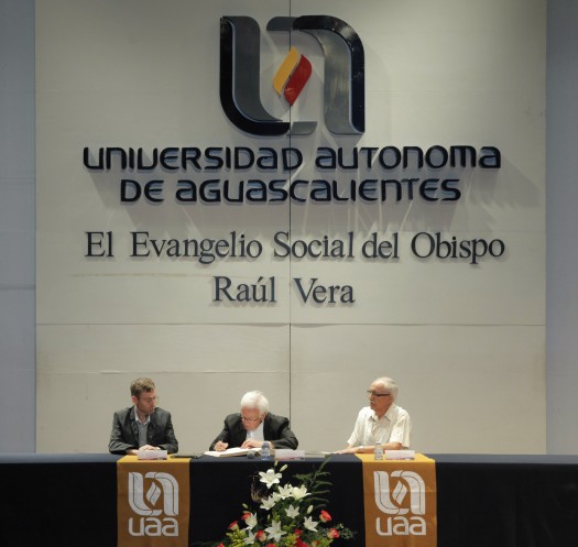 240 Charla Obispo Raul Vera-3