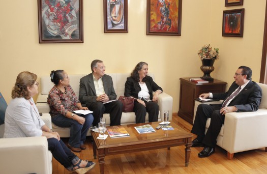 291 Visita Dra Marcela Lagarde Rectoria-2