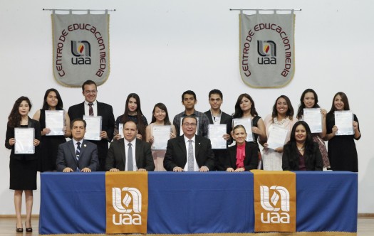 517 Diplomas Bachillerato Internacional