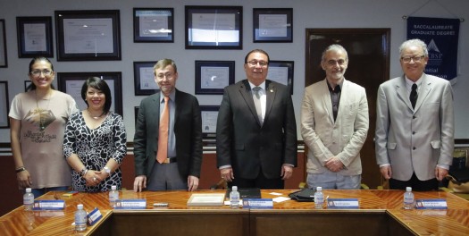 186 Firma Convenio UAA Instituto Catalan Moda-2