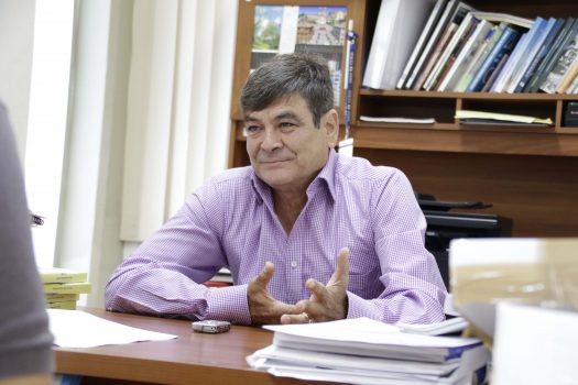 330 Luis Aguilera
