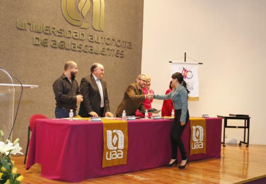 413 Premios Literarios