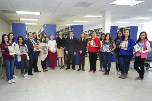 422-donacion-libros-cem