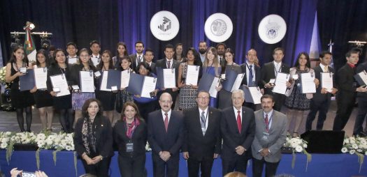 455-alumnos-premiados-ceneval