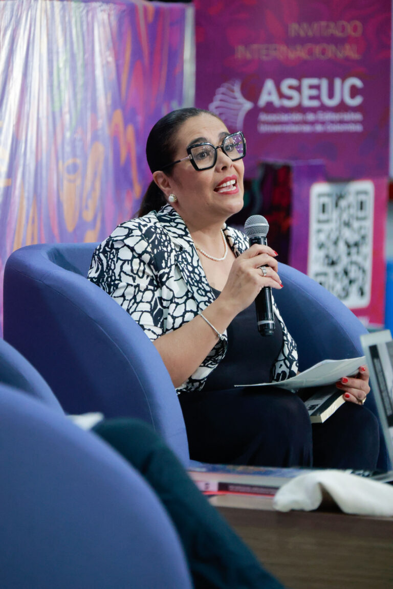 LIBRO FRAY BARTOLOME JOSE ACEVEDO ACOSTA- _C7A7758