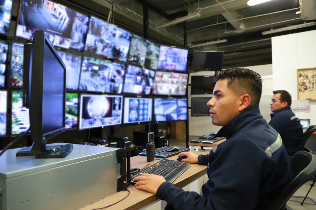 UAA mantiene monitoreo constante de sus campus y planteles mediante videovigilancia