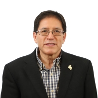Dr. Roberto González Acolt