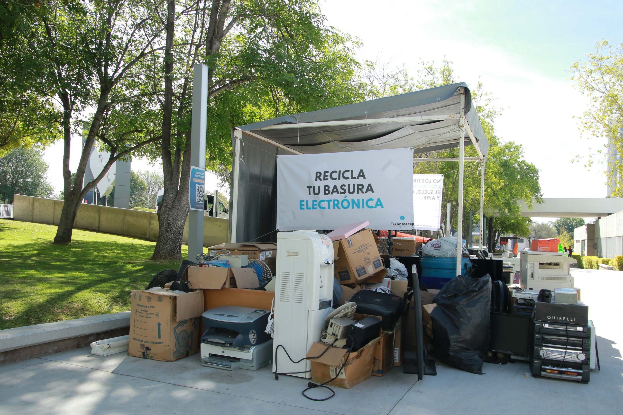 UAA logró reunir 5.5 toneladas de Residuos Eléctricos y Electrónicos