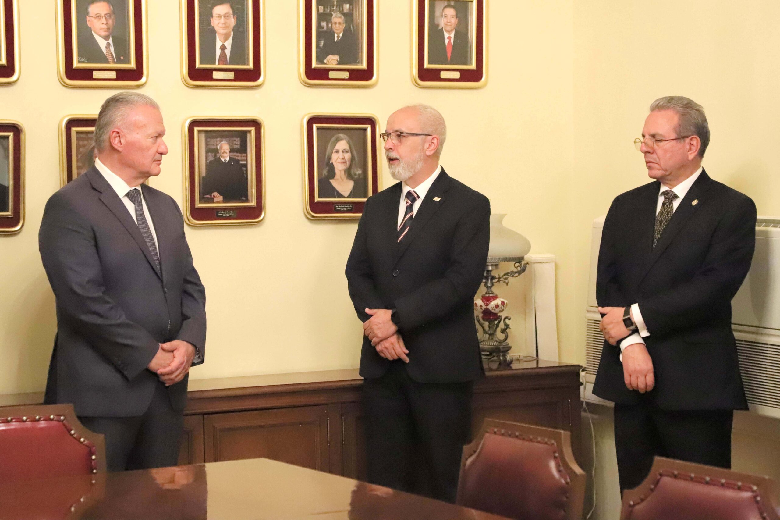 Junta de Gobierno de la UAA designa contralor universitario para el periodo 2026-2029