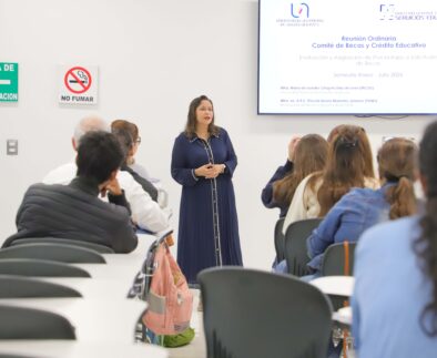 Comité de Becas de la UAA evalúa apoyos económicos para fortalecer la formación estudiantil