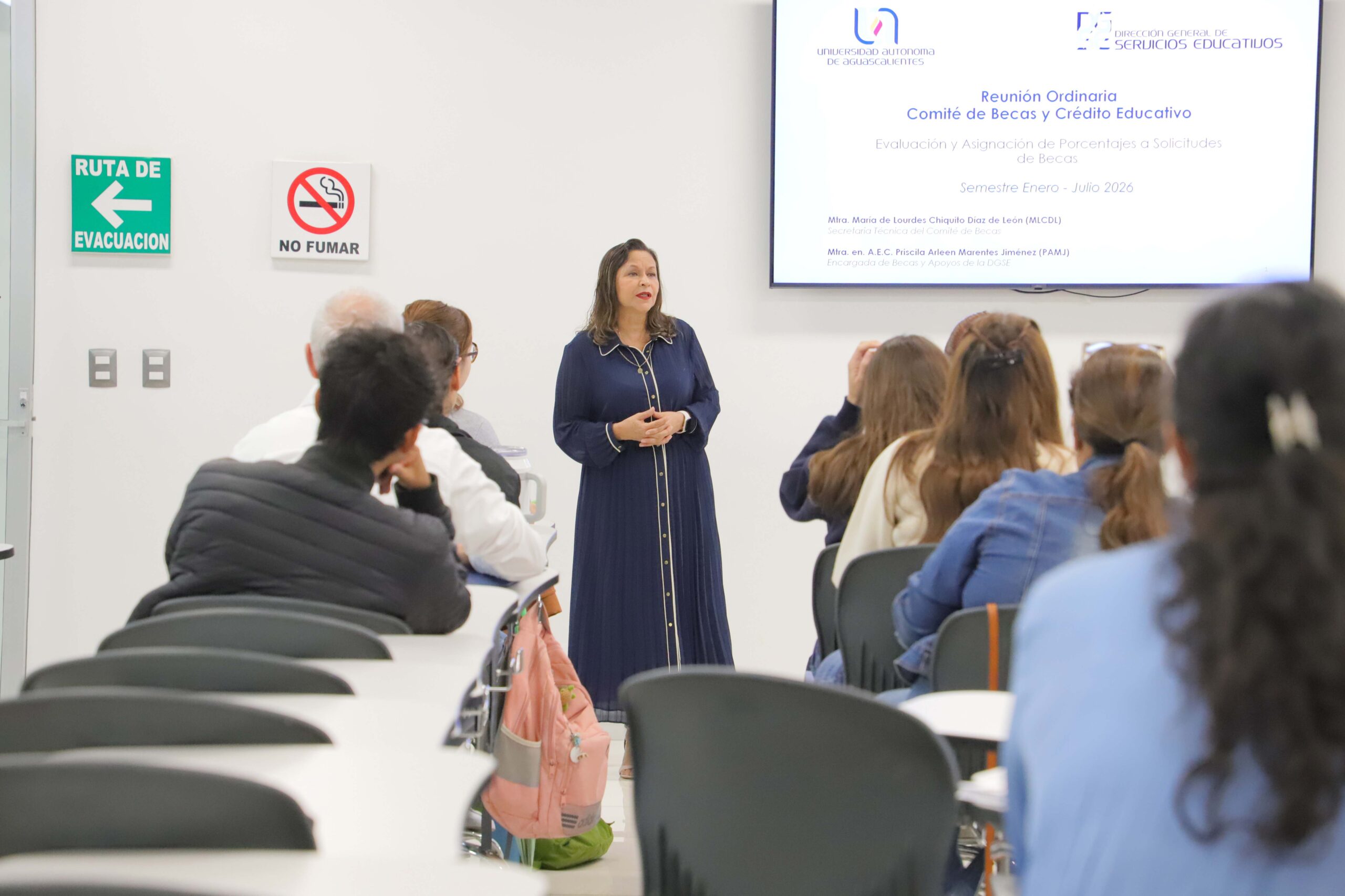 Comité de Becas de la UAA evalúa apoyos económicos para fortalecer la formación estudiantil