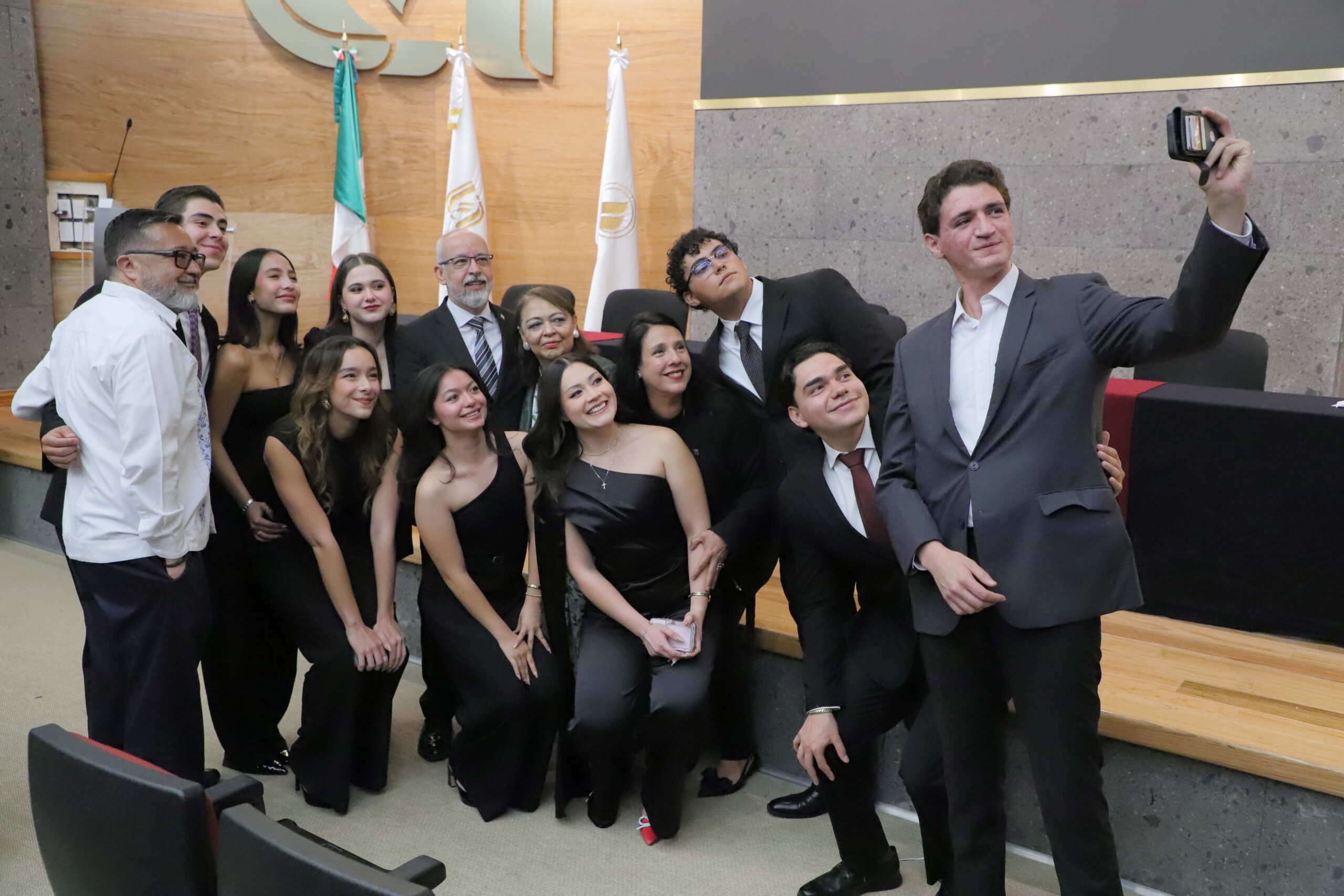 Exhorta rector de la UAA a fortalecer la autonomía y el liderazgo estudiantil