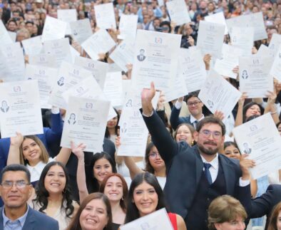 Egresados de la UAA reciben su título universitario: más de 1,700 jóvenes profesionistas se integran al desarrollo social
