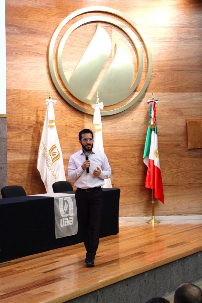 UAA innova en la 6ª edición del certamen Tesis en Tres Minutos incluyendo la categoría de Maestría por primera vez 