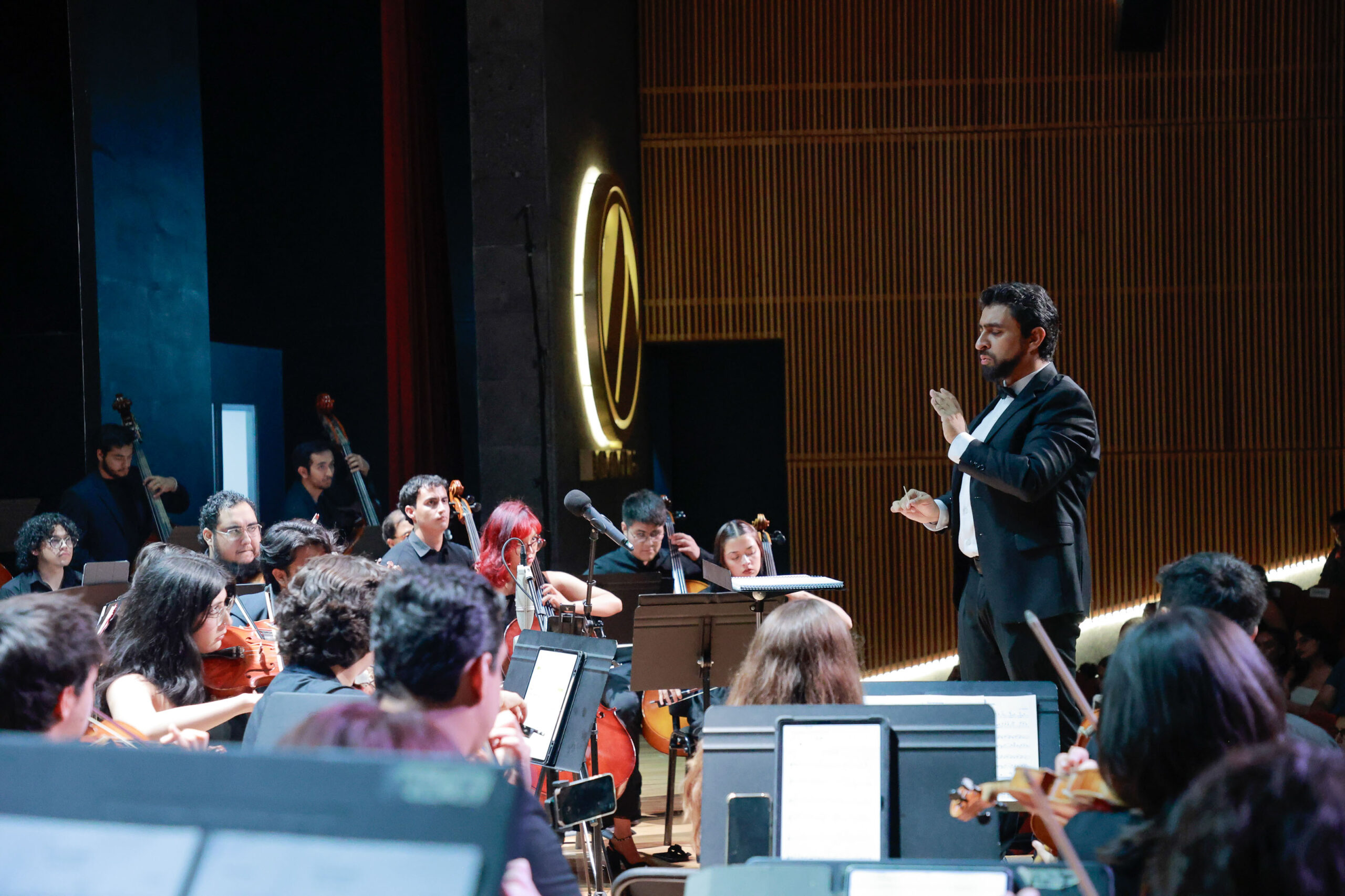 Celebra la UAA 30 años de Polifonía Universitaria con concierto especial y reconocimiento a sus fundadores